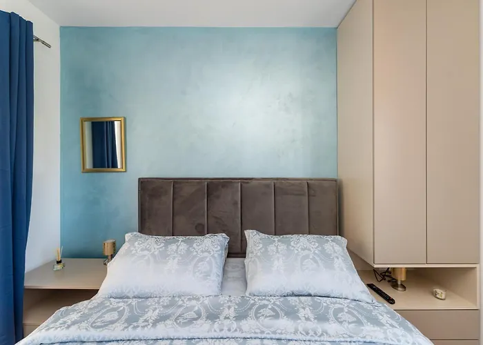 Casa Coral Vila Crno