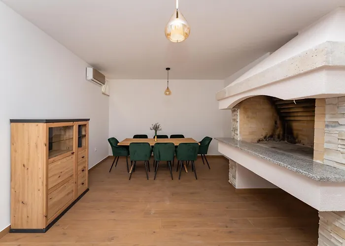 Casa Coral Вилла Crno